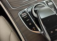 Mercedes-Benz GLC 27