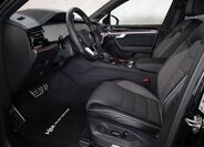 Volkswagen Touareg 12