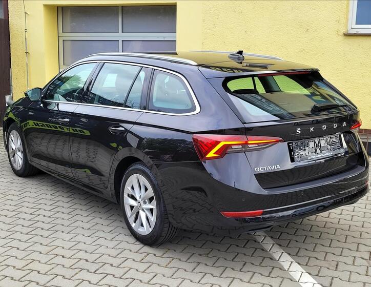Škoda Octavia 9