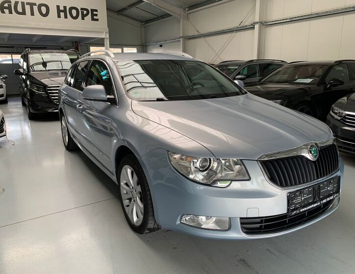 Škoda Superb 1