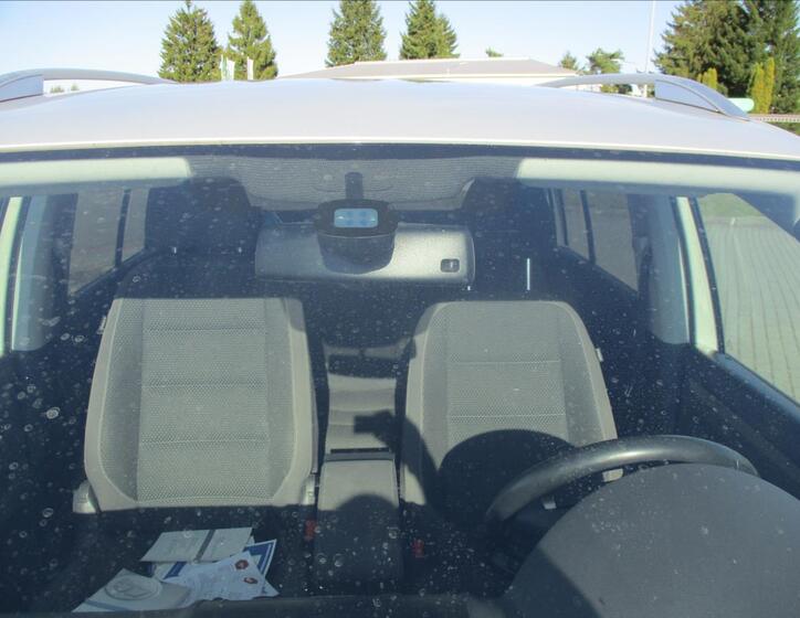 Volkswagen Touran 25