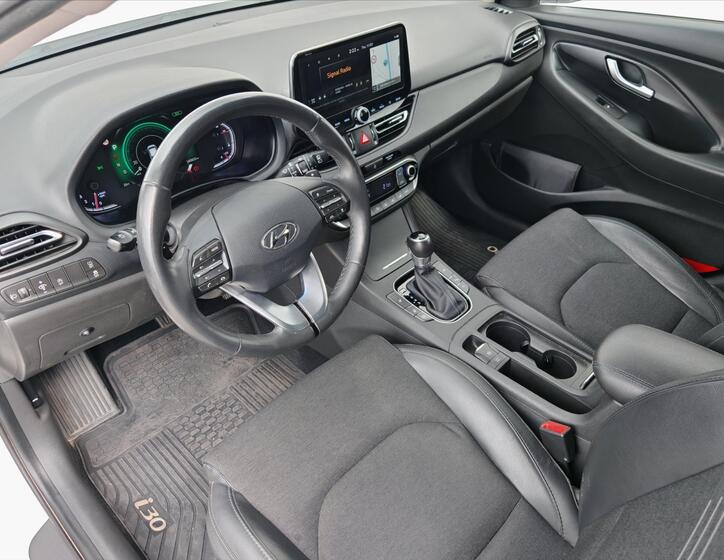 Hyundai i30 4