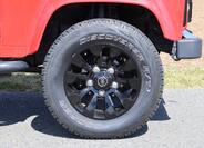 Land Rover Defender 30