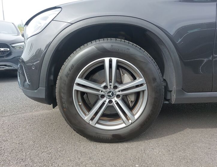 Mercedes-Benz GLC 26