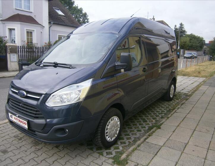 Ford Transit Custom 3