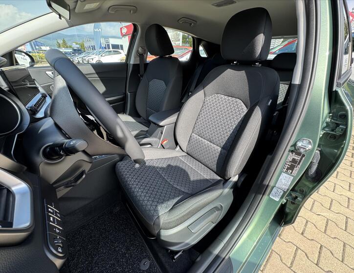 KIA Ceed 12