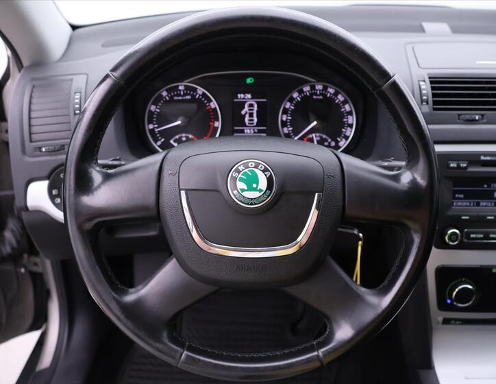 Škoda Octavia 15