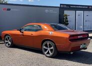 Dodge Challenger 4