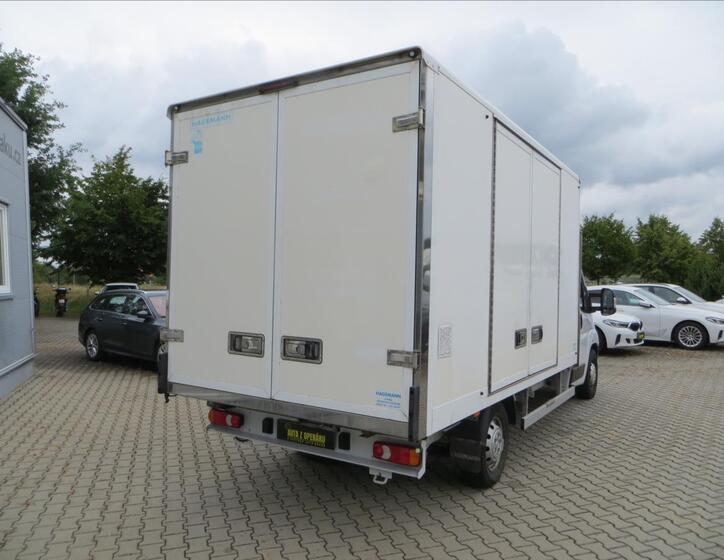 Peugeot Boxer 8