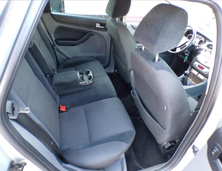 Ford Focus 17