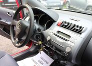 Honda Jazz 16