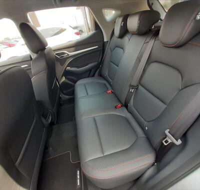 MG ZS 6