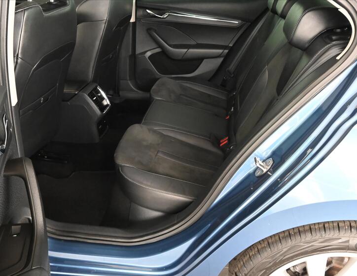 Škoda Octavia 10