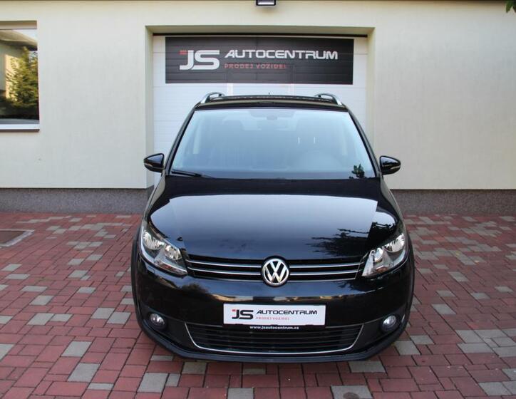 Volkswagen Touran 3