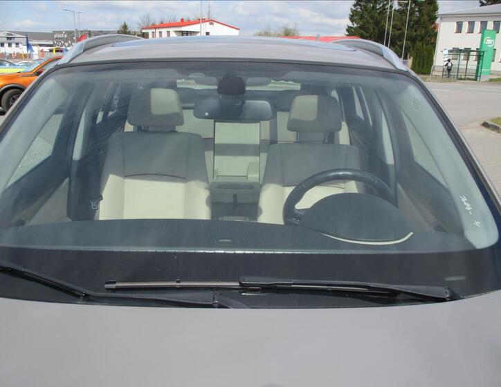 BMW X1 25