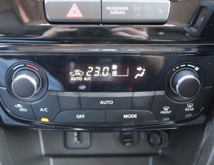 Suzuki Vitara 24