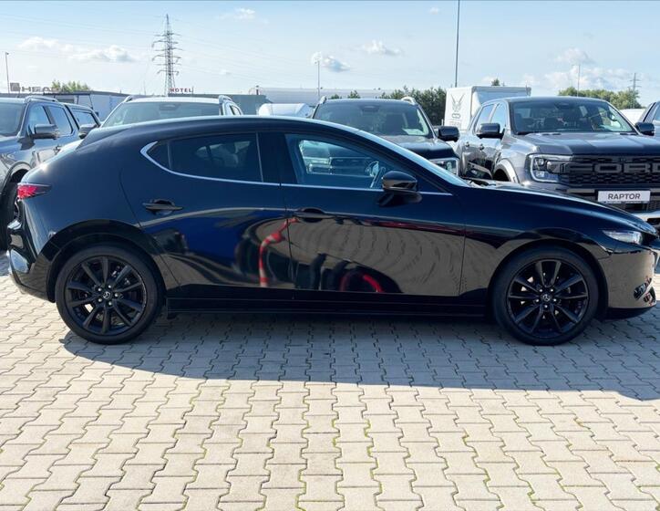 Mazda 3 6