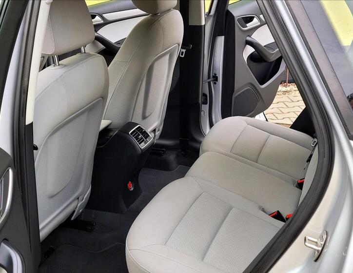 Audi Q3 22