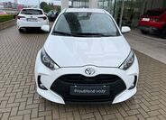 Toyota Yaris 9