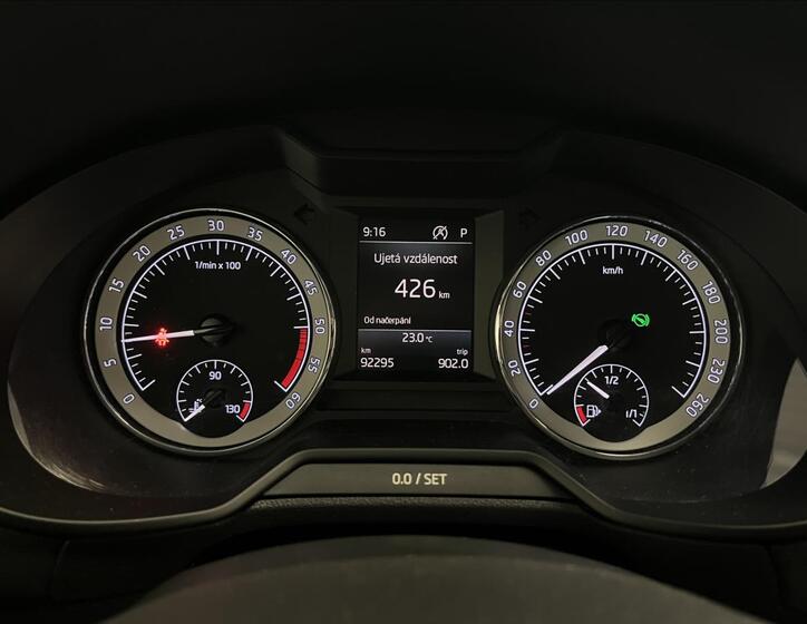 Škoda Octavia 14