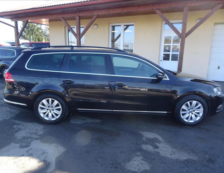 Volkswagen Passat 2
