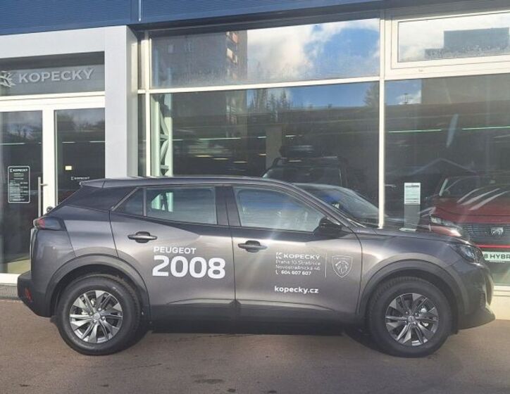 Peugeot 2008 8