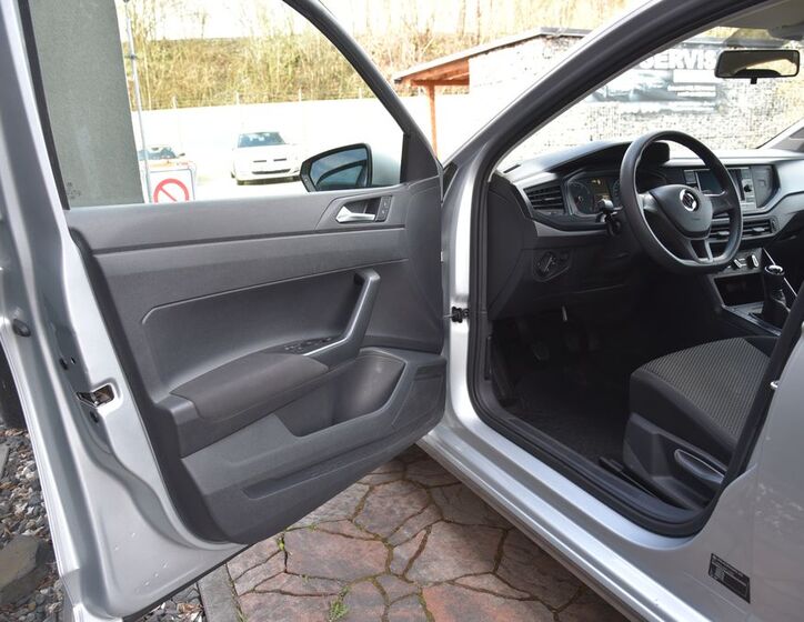 Volkswagen Polo 10