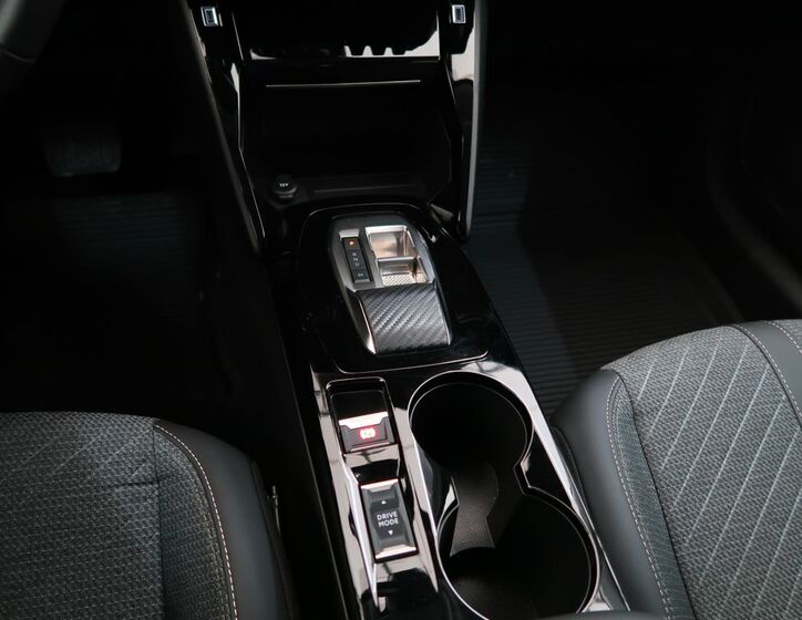 Peugeot 208 17