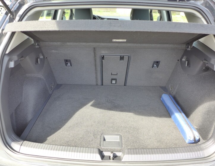 Volkswagen Golf 36