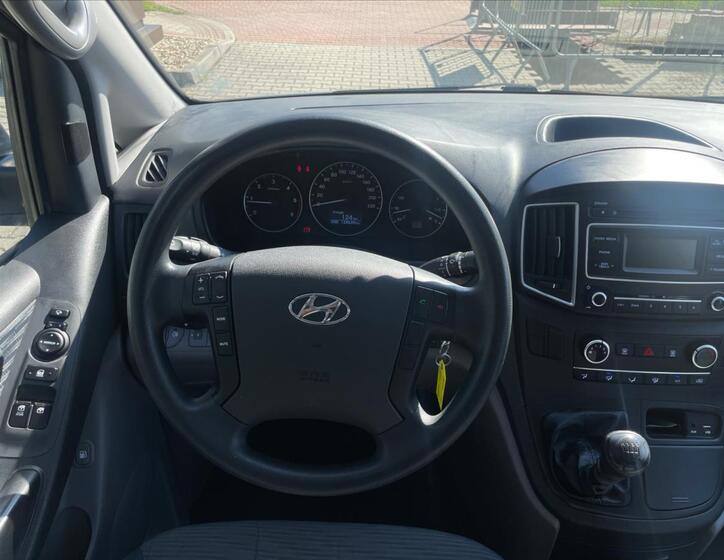 Hyundai H 1 9