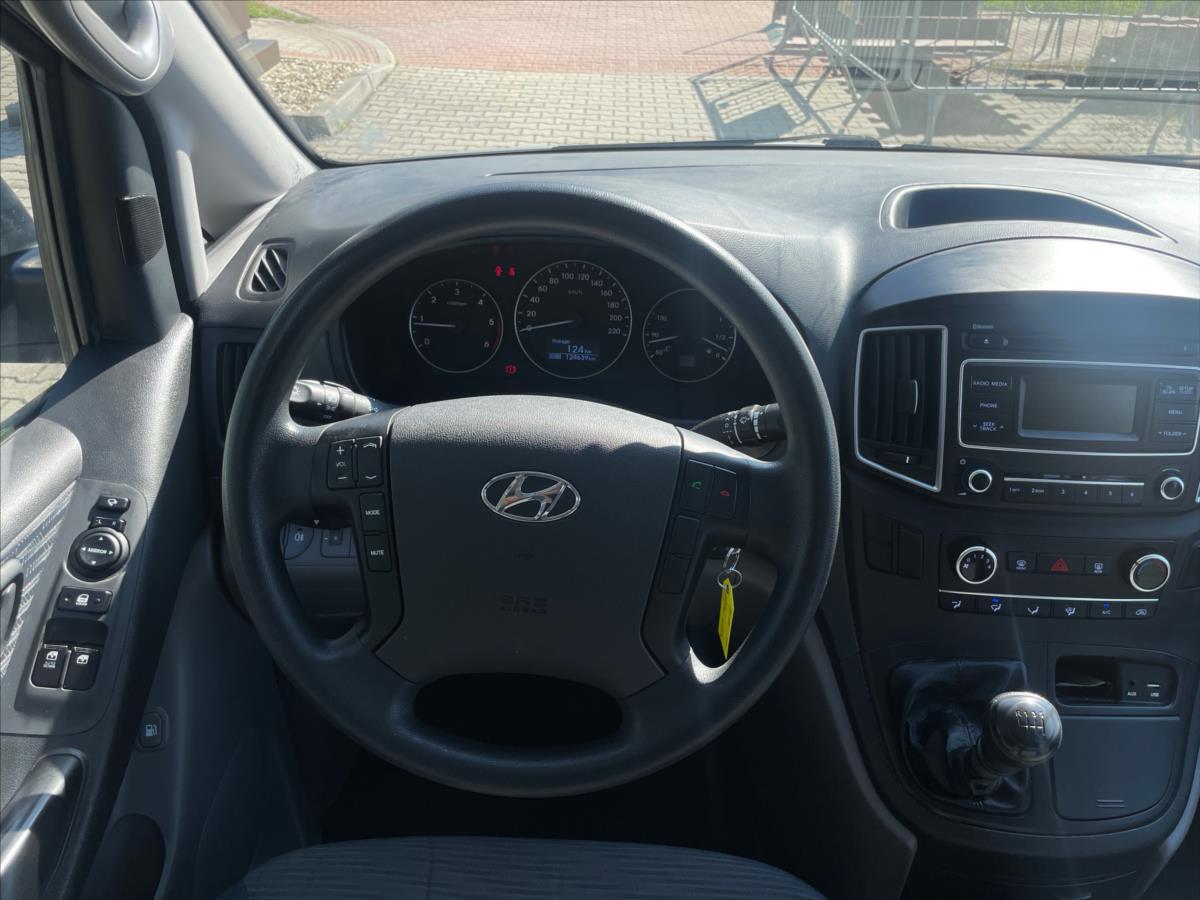Hyundai H 1