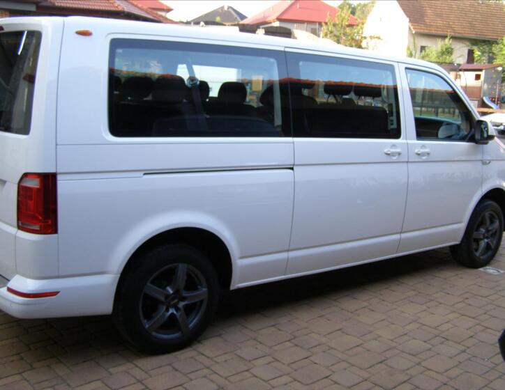 Volkswagen Caravelle 6