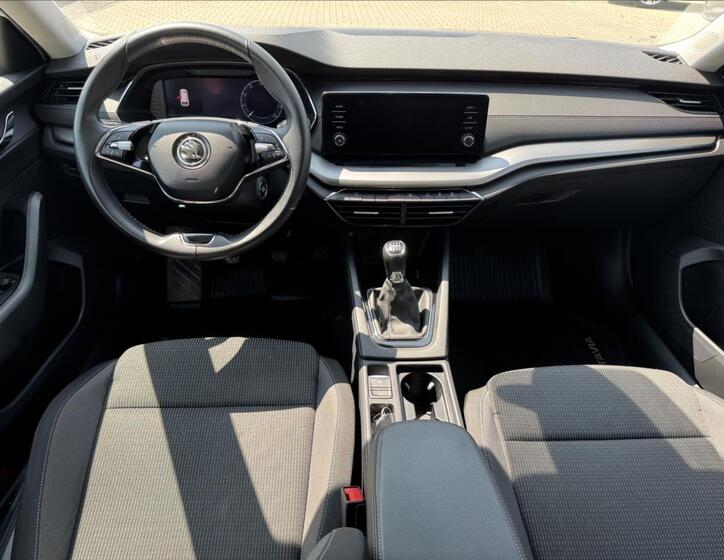 Škoda Octavia 14