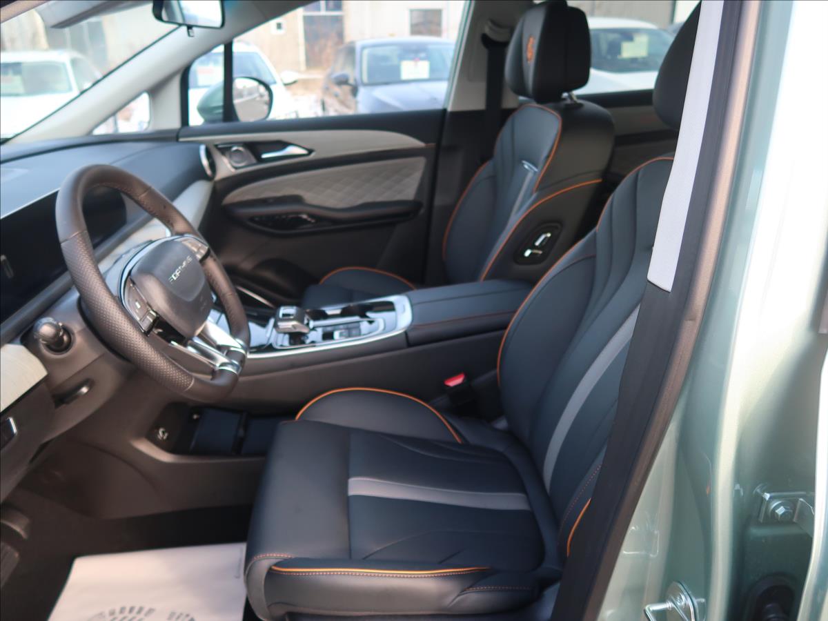 Dongfeng U-Tour