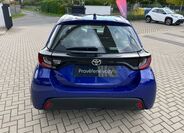 Toyota Yaris 5