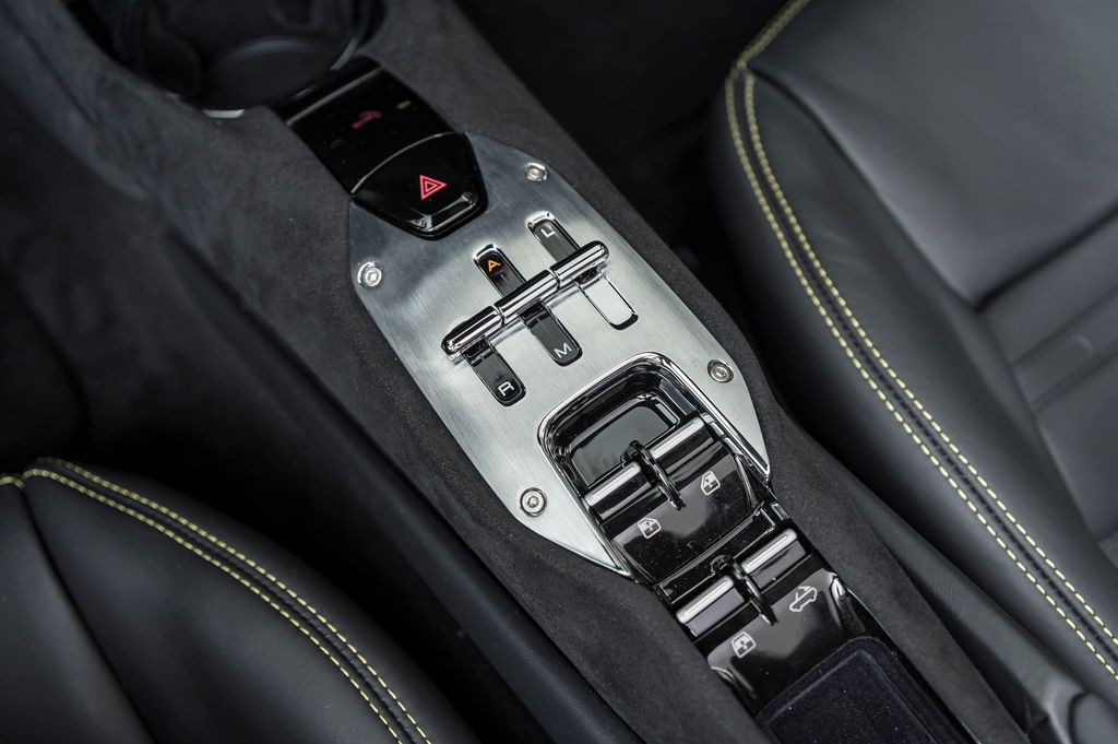 Ferrari 296 GTS