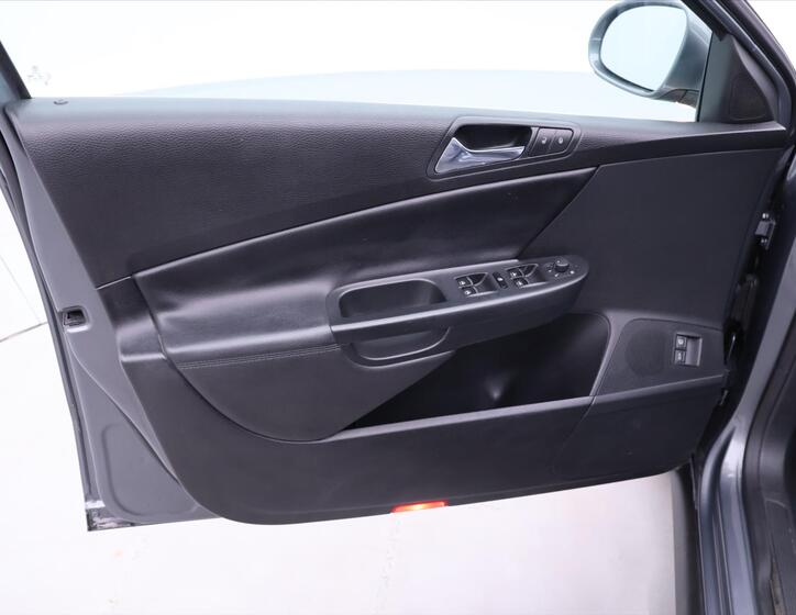 Volkswagen Passat 10