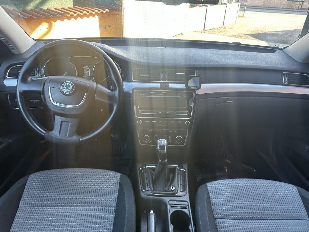 Škoda Superb
