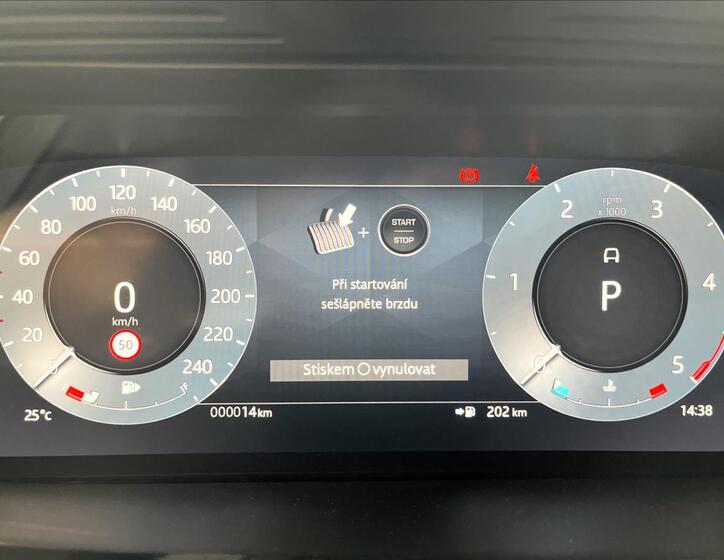 Land Rover Range Rover Evoque 30