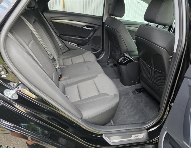 Hyundai i40 25