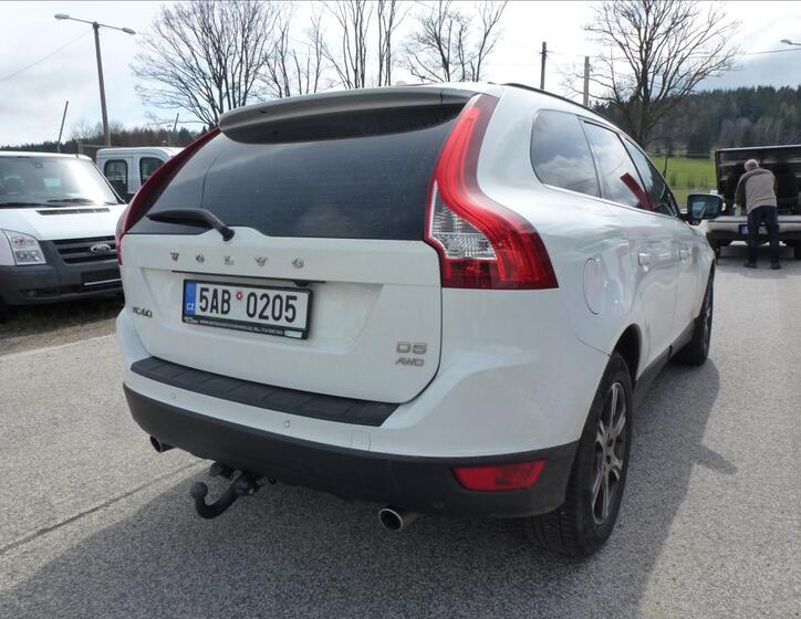 Volvo XC60 8