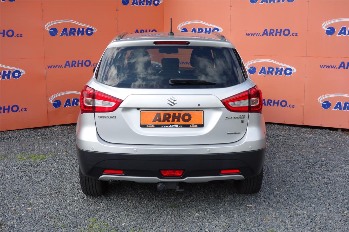 Suzuki S-Cross