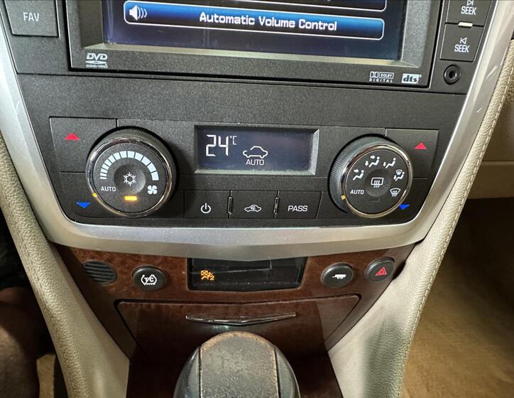 Cadillac SRX 34