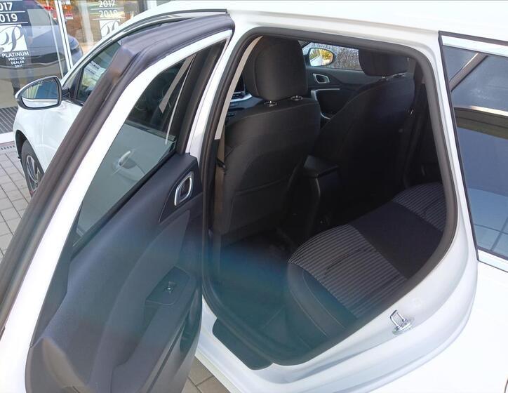 KIA Ceed 8