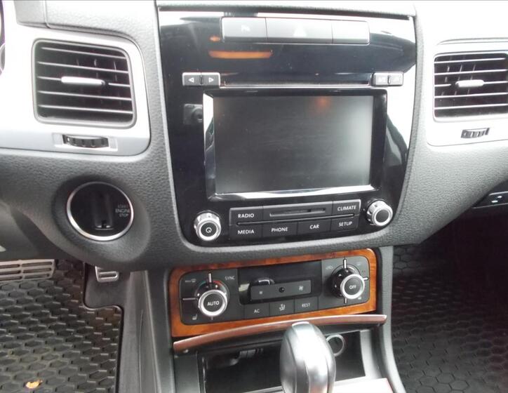 Volkswagen Touareg 25