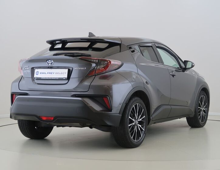 Toyota C-HR 5