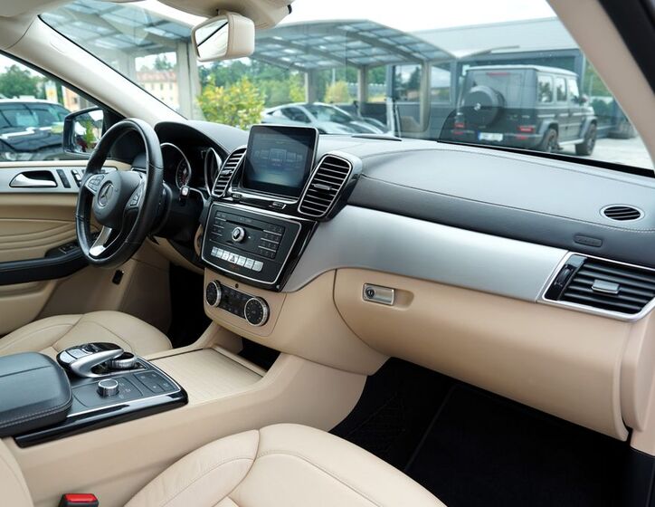 Mercedes-Benz GLE 26