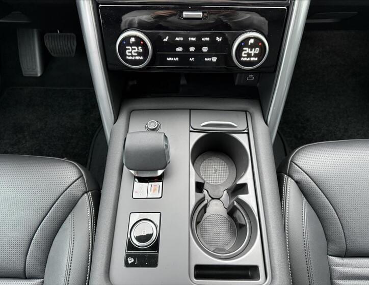 Land Rover Discovery 19