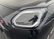 Mini Countryman 18