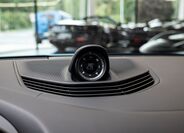 Porsche Taycan 15